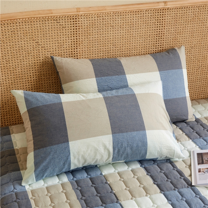 91家纺网 家纺一手货源 找家纺 雪云美A类全棉色织水洗棉床笠夹棉床罩三件套可定制蓝大格