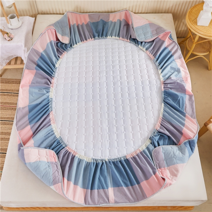 91家纺网 家纺一手货源 找家纺 雪云美A类全棉色织水洗棉床笠夹棉床罩三件套可定制蓝粉格