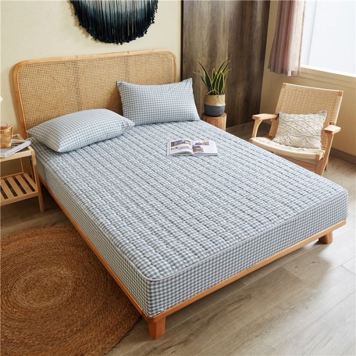 91家纺网 家纺一手货源 找家纺 雪云美A类全棉色织水洗棉床笠夹棉床罩三件套可定制蓝小格