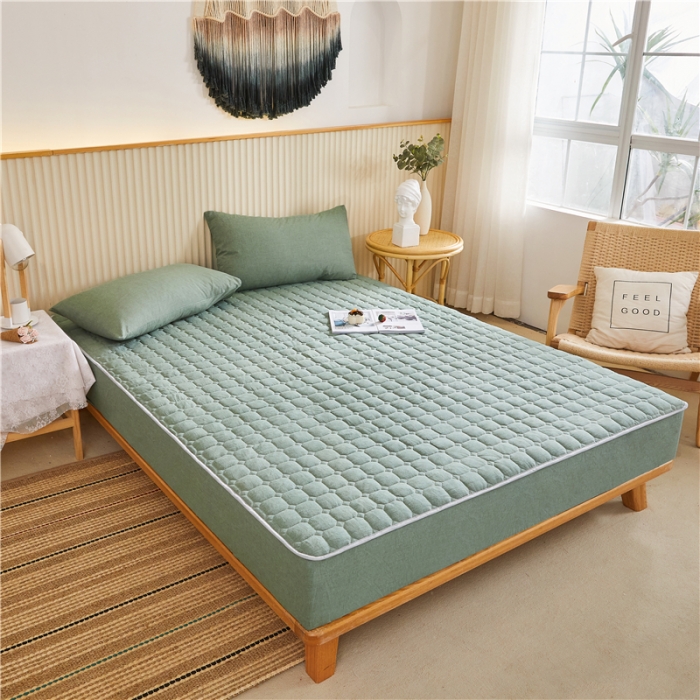 91家纺网 家纺一手货源 找家纺 雪云美A类全棉色织水洗棉床笠夹棉床罩三件套可定制绿青年