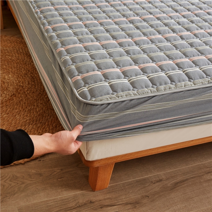 91家纺网 家纺一手货源 找家纺 雪云美A类全棉色织水洗棉床笠夹棉床罩三件套可定制纽约灰