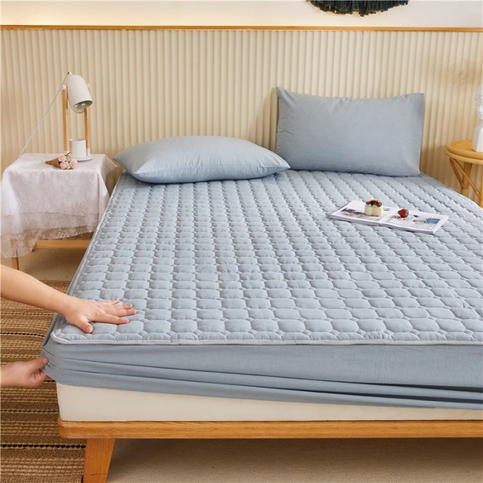 91家纺网 家纺一手货源 找家纺 雪云美A类全棉色织水洗棉床笠夹棉床罩三件套可定制清雅蓝