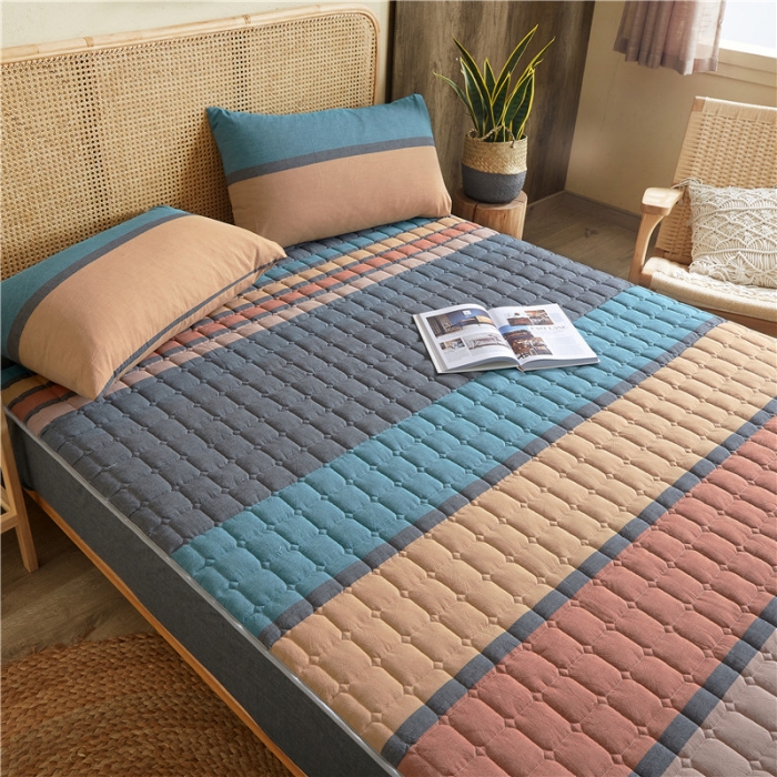 91家纺网 家纺一手货源 找家纺 雪云美A类全棉色织水洗棉床笠夹棉床罩三件套可定制斯诺克