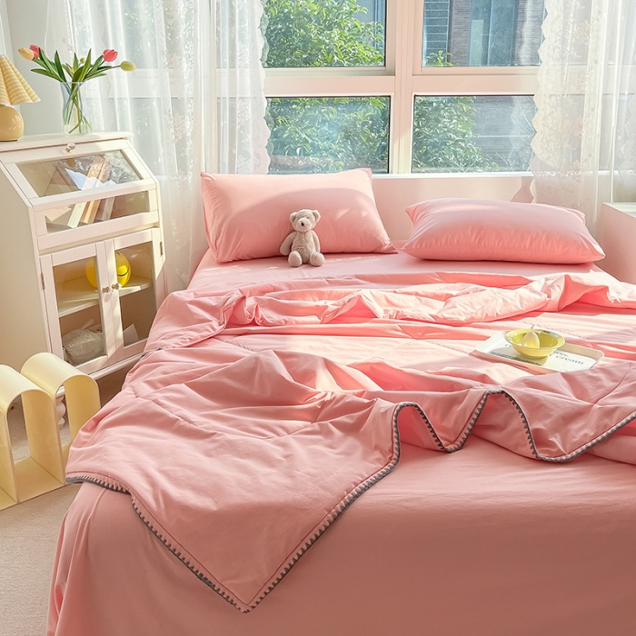 91家纺网 家纺一手货源 找家纺 2022爆款全棉水洗棉贝壳边夏被及夏被四件套 浅粉