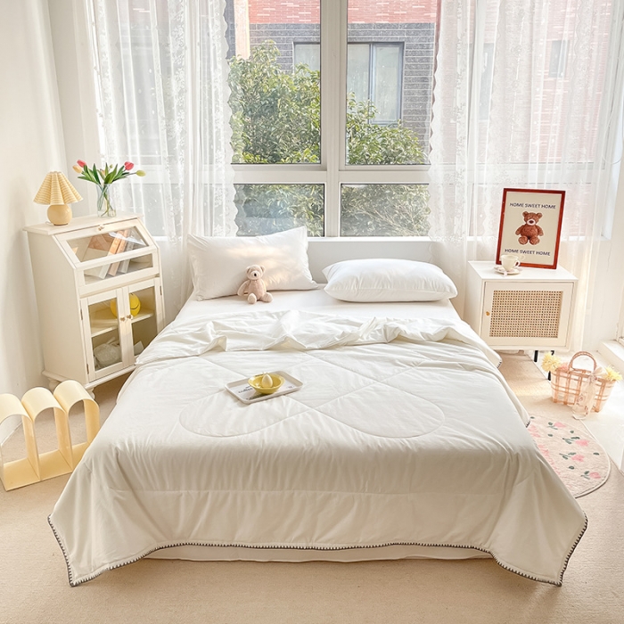 91家纺网 家纺一手货源 找家纺 2022爆款全棉水洗棉贝壳边夏被及夏被四件套 纯白