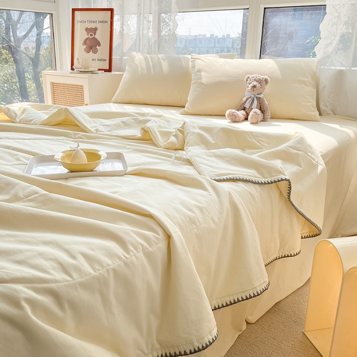 91家纺网 家纺一手货源 找家纺 2022爆款全棉水洗棉贝壳边夏被及夏被四件套 米黄