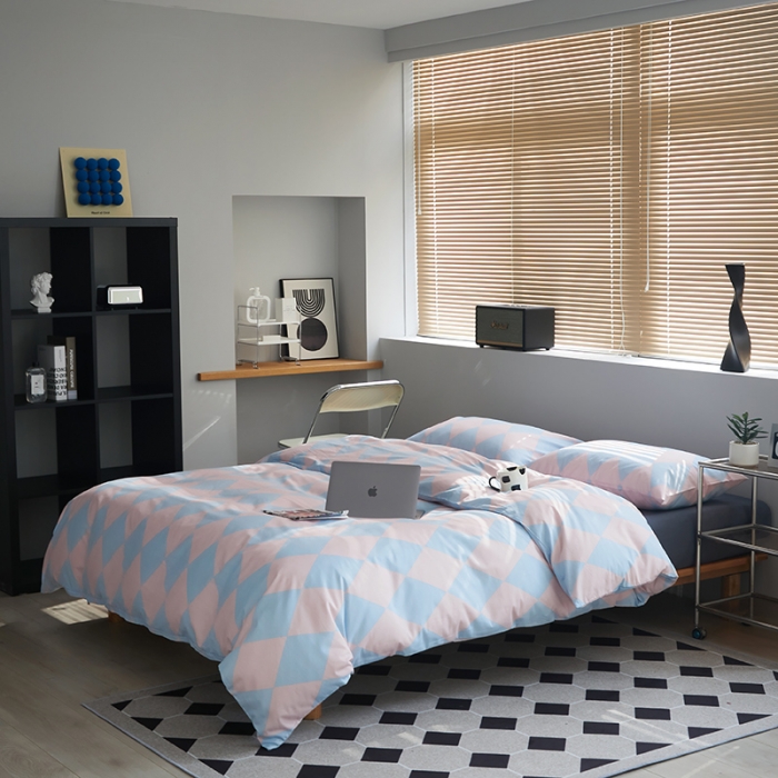 91家纺网 家纺一手货源 找家纺 怡家居 2022新款全棉棋盘格混搭四件套 菱格蓝粉