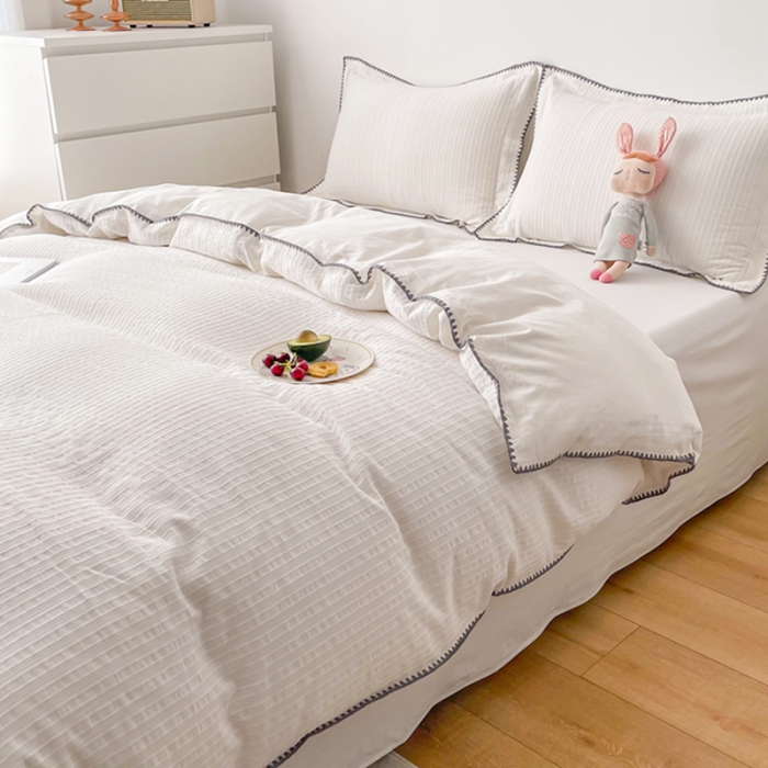 91家纺网 家纺一手货源 找家纺 娜娜 2022新款全棉水洗棉提花四件套 经典条纹-本白