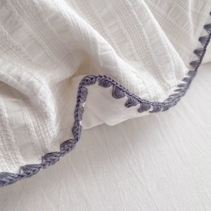 91家纺网 家纺一手货源 找家纺 娜娜 2022新款全棉水洗棉提花四件套 经典条纹-本白