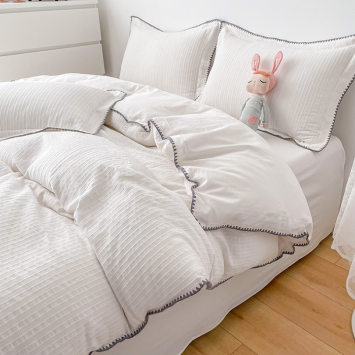 91家纺网 家纺一手货源 找家纺 娜娜 2022新款全棉水洗棉提花四件套 经典条纹-本白