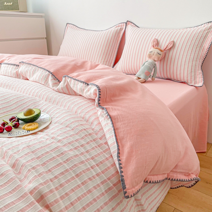 91家纺网 家纺一手货源 找家纺 娜娜 2022新款全棉水洗棉提花四件套 经典条纹-粉