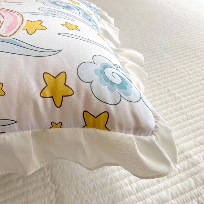 91家纺网 家纺一手货源 找家纺 （总）慕澄2022新款小清新花边款抱枕被直播赠品