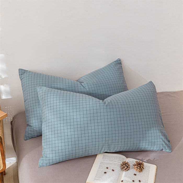 91家纺网 家纺一手货源 找家纺 蓝巢家纺2022全棉色织水洗棉单品枕套 雾蓝小格48*74*2