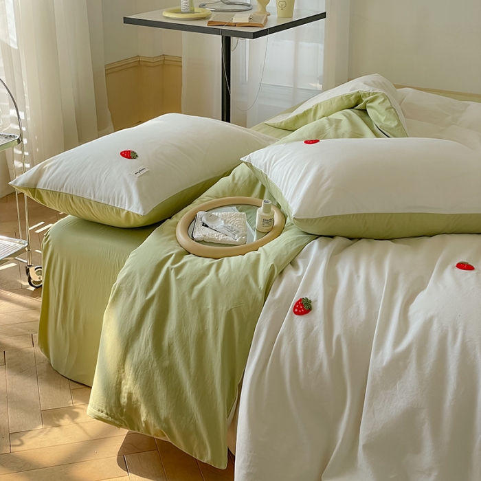 91家纺网 家纺一手货源 找家纺 洋铭区 2022新款全棉小清新水洗棉刺绣系列 草莓甜甜