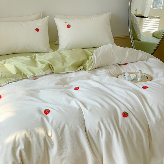 91家纺网 家纺一手货源 找家纺 洋铭区 2022新款全棉小清新水洗棉刺绣系列 草莓甜甜