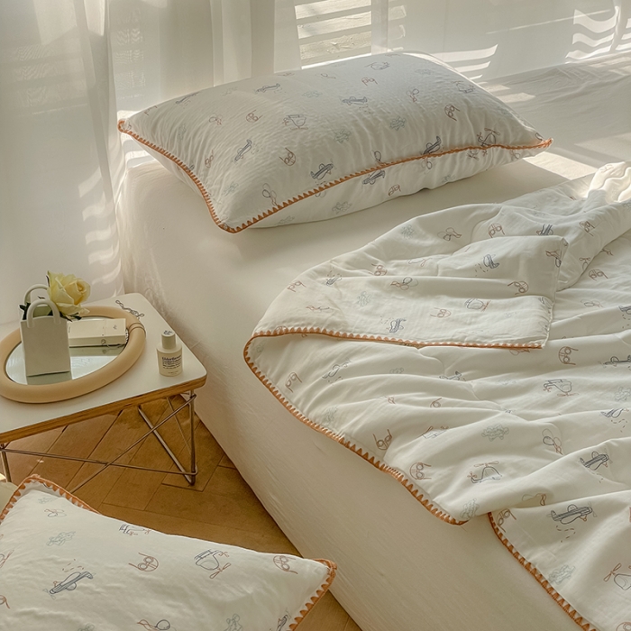 91家纺网 家纺一手货源 找家纺 洋铭区 2022新款双层纱夏被 飞行小能手