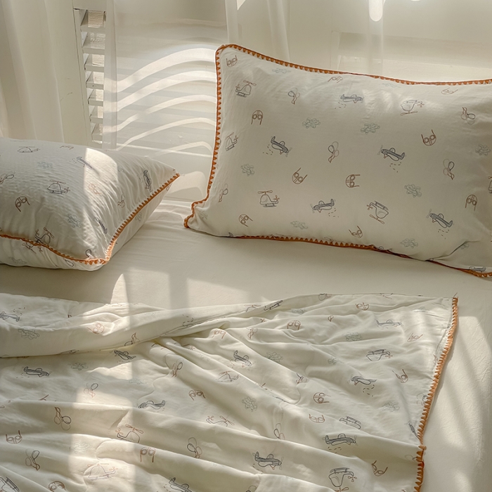 91家纺网 家纺一手货源 找家纺 洋铭区 2022新款双层纱夏被 飞行小能手