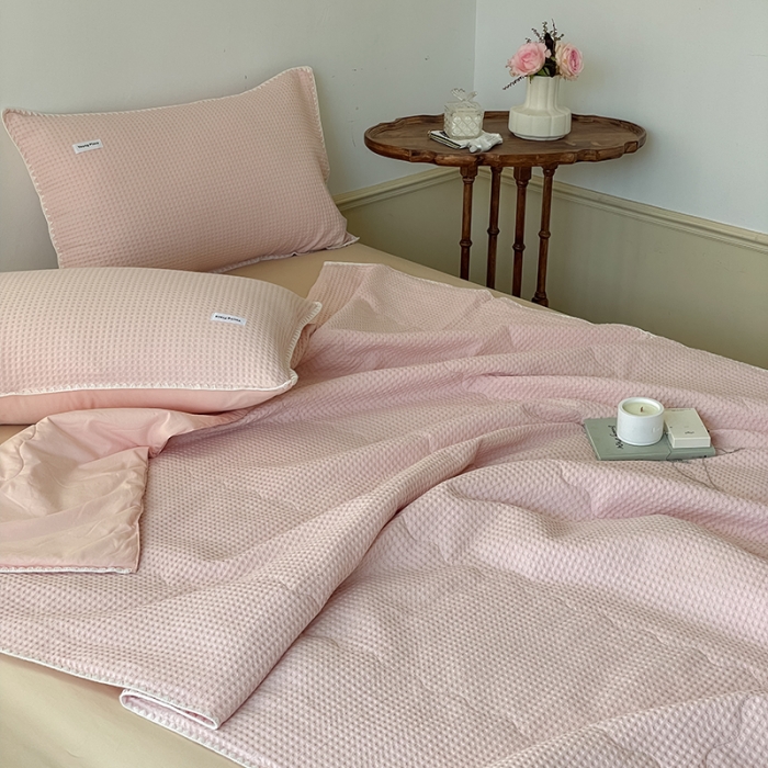 91家纺网 家纺一手货源 找家纺 洋铭区 2022新款华夫格夏被 贝拉粉