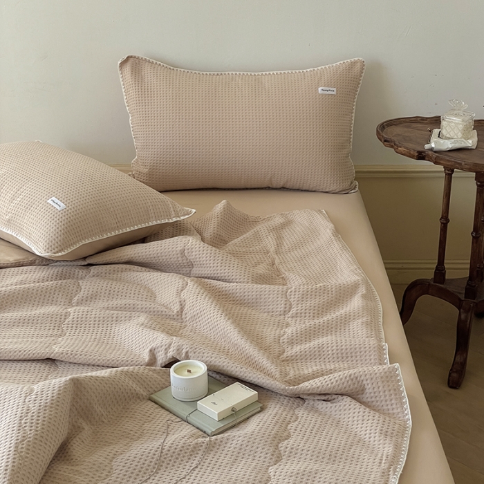 91家纺网 家纺一手货源 找家纺 洋铭区 2022新款华夫格夏被 贝拉卡其