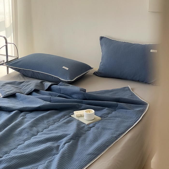 91家纺网 家纺一手货源 找家纺 洋铭区 2022新款华夫格夏被 贝拉蓝