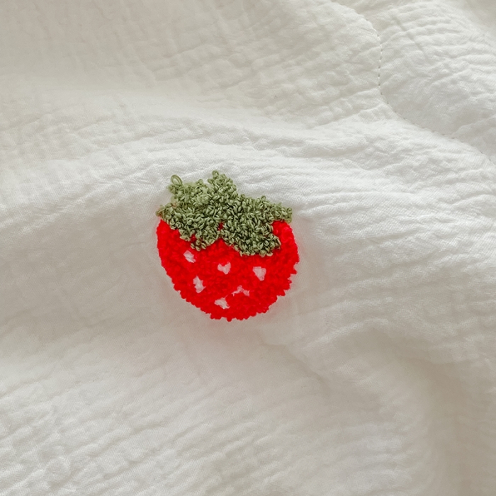 91家纺网 家纺一手货源 找家纺 洋铭区 2022新款双层泡泡纱夏被 小草莓