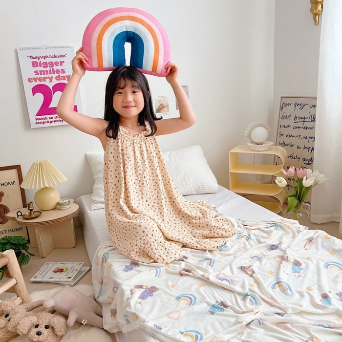 91家纺网 家纺一手货源 找家纺 星期八 2022新款凉感毯 彩虹熊