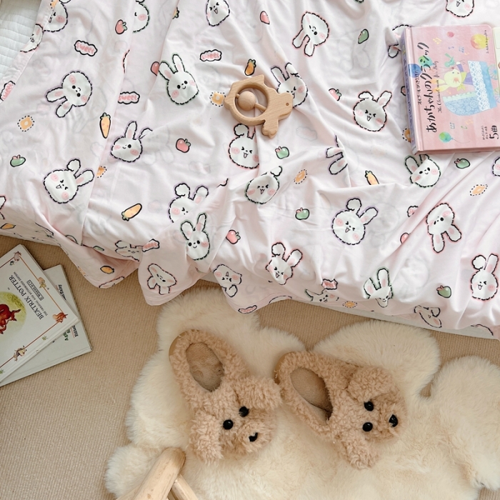 91家纺网 家纺一手货源 找家纺 星期八 2022新款凉感毯 粉兔