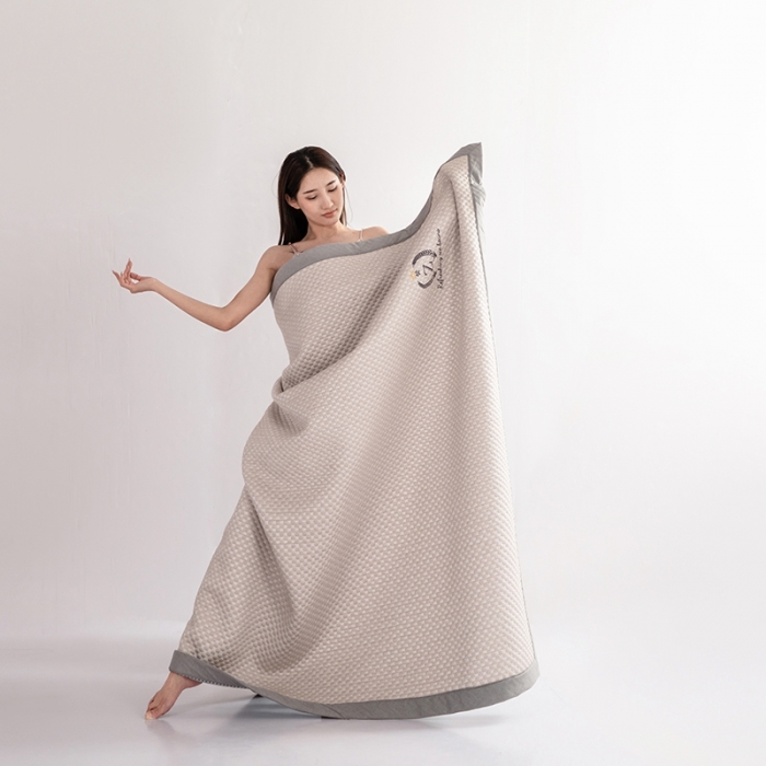 91家纺网 家纺一手货源 找家纺 凡客家居2022新款A类针织面料超凉感冰豆豆3D按摩冷感凉席 咖