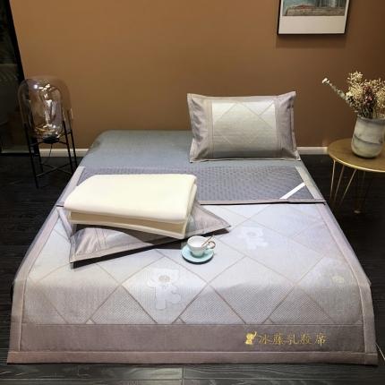 91家纺网 家纺一手货源 找家纺 凡客 2022春夏新品宽边刺绣提花冰藤养生乳胶凉席三件套 魔方-紫金