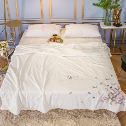 91家纺网 家纺一手货源 找家纺 尚品本色 2023新款天丝绣花夏被夏凉被 琼枝玉叶（白）