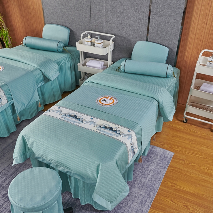 91家纺网 家纺一手货源 找家纺 不打烊家纺 2022焕彩尼美容床罩系列套件 山清水秀-浅绿色