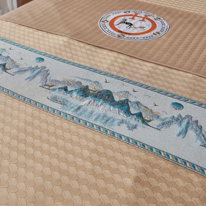 91家纺网 家纺一手货源 找家纺 不打烊家纺 2022新款焕彩尼美容床罩系列套件山清水秀-驼色