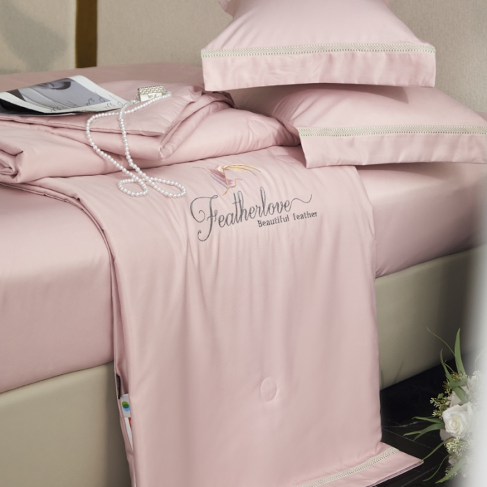 91家纺网 家纺一手货源 找家纺 凡客2022水洗天丝刺绣蚕蛹蛋白梵蒂夏被四件套梵蒂-公主粉