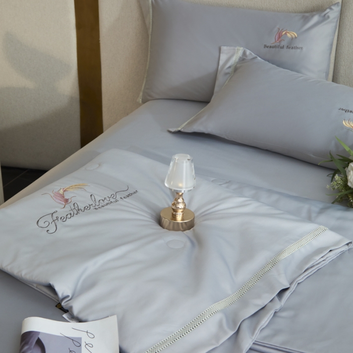 91家纺网 家纺一手货源 找家纺 凡客2022水洗天丝刺绣蚕蛹蛋白梵蒂夏被四件套梵蒂-银灰