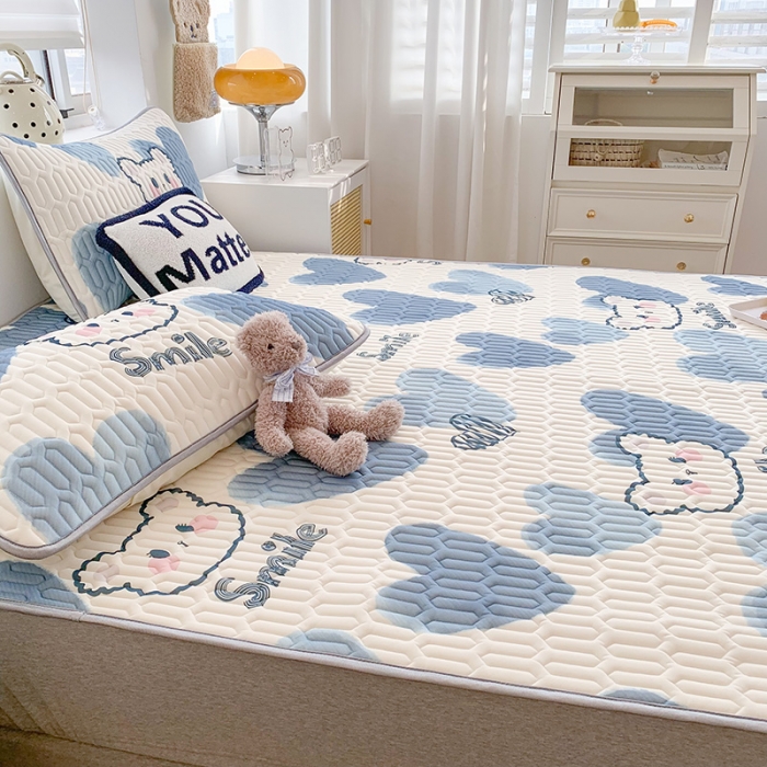 91家纺网 家纺一手货源 找家纺 澳萝拉 2022新款凉感丝乳胶凉席-蓝心小熊