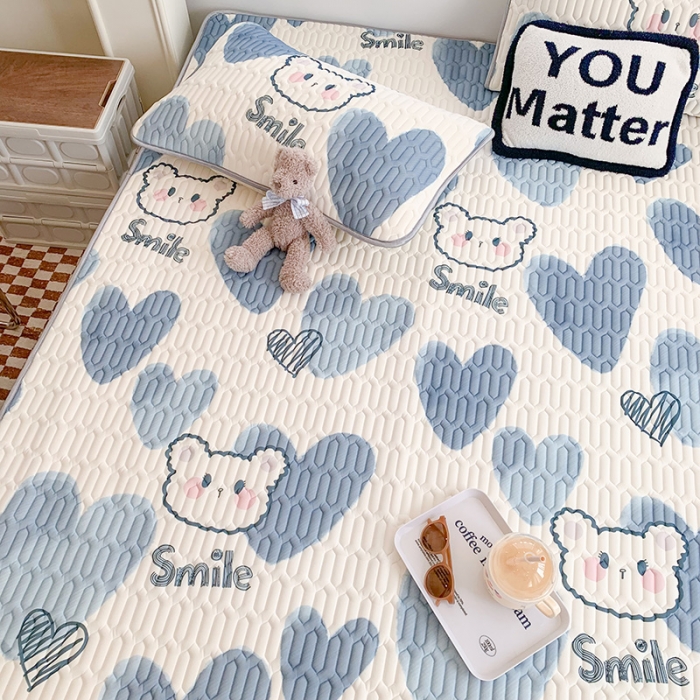 91家纺网 家纺一手货源 找家纺 澳萝拉 2022新款凉感丝乳胶凉席-蓝心小熊