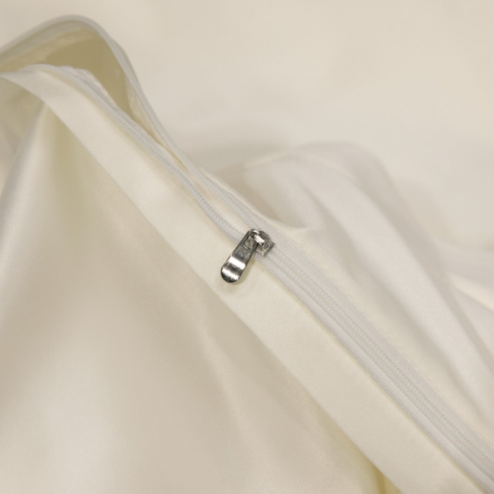 91家纺网 家纺一手货源 找家纺 欧乐蒂 2022新款A版水洗真丝B版全棉四件套-简爱 简爱-典雅白