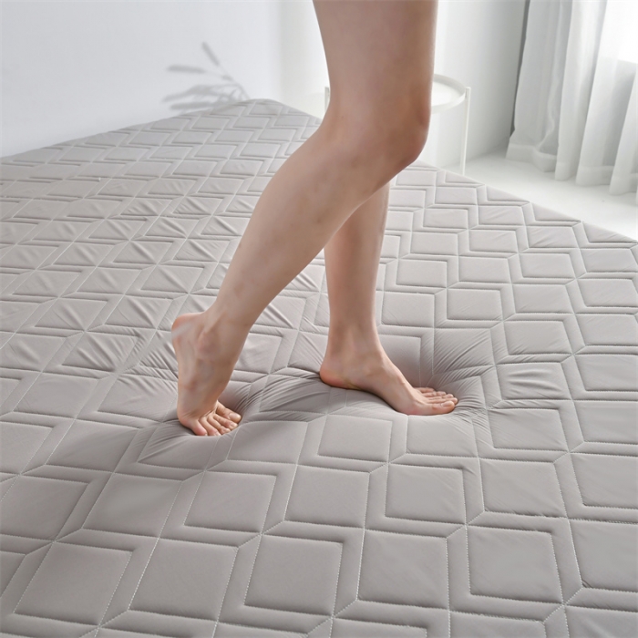 91家纺网 家纺一手货源 找家纺 （总）鑫钰 2023新款全棉加厚抗菌大豆纤维床垫