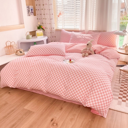 91家纺网 家纺一手货源 找家纺 （总）大米家居 2023新款韩版ins棋盘格包边海岛棉四件套