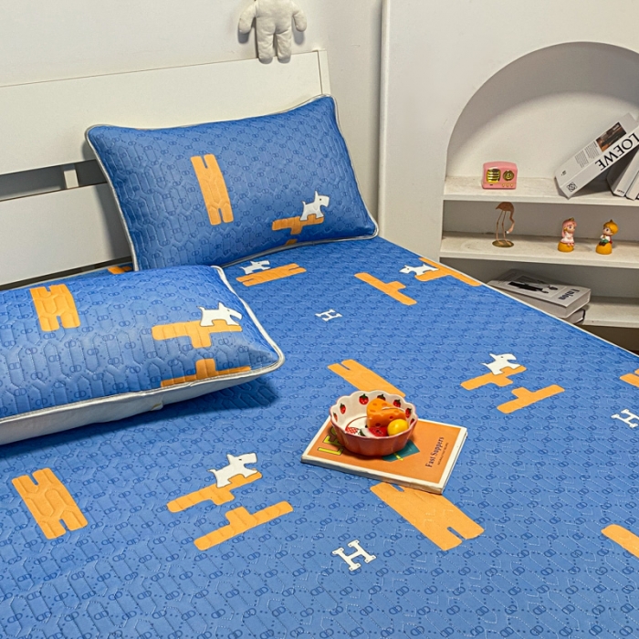 91家纺网 家纺一手货源 找家纺 (总)金爱家 2023新款简约轻奢风乳胶凉席夏被四件套