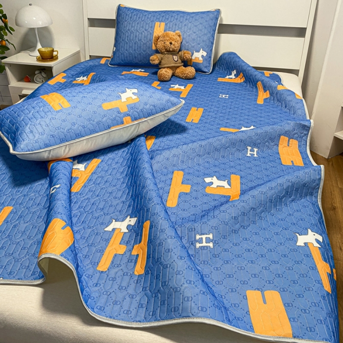 91家纺网 家纺一手货源 找家纺 (总)金爱家 2023新款简约轻奢风乳胶凉席夏被四件套