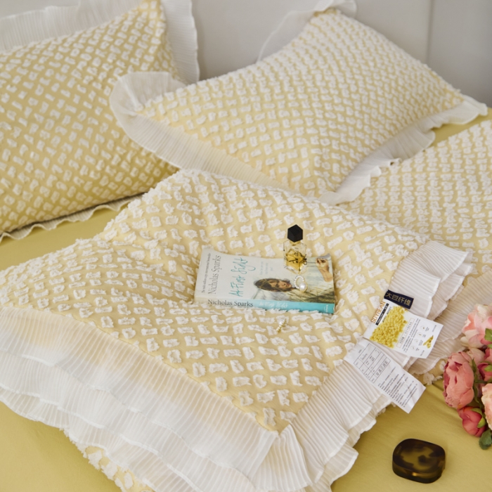 91家纺网 家纺一手货源 找家纺 凡客 2022新款大豆剪花奈斯夏被四件套 柠檬黄