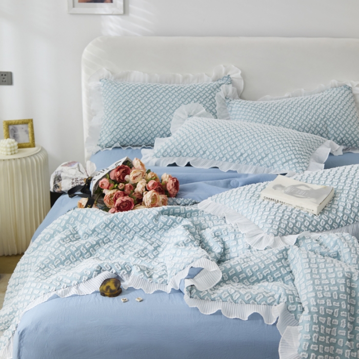 91家纺网 家纺一手货源 找家纺 凡客 2022新款大豆剪花奈斯夏被四件套 天空蓝
