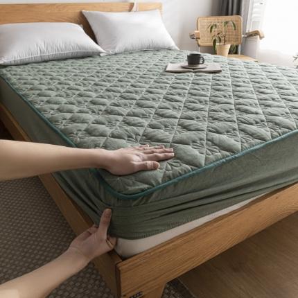 91家纺网 家纺一手货源 找家纺 东宇 2022新款色织全棉水洗棉夹棉床笠 绿