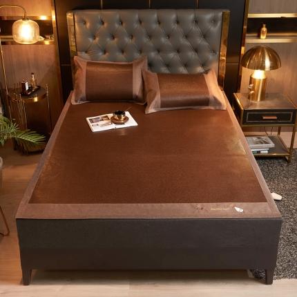 91家纺网 家纺一手货源 找家纺 恋佳 2023新款正面藤席反面加厚三明治横头绣花套件 朱古力三明治