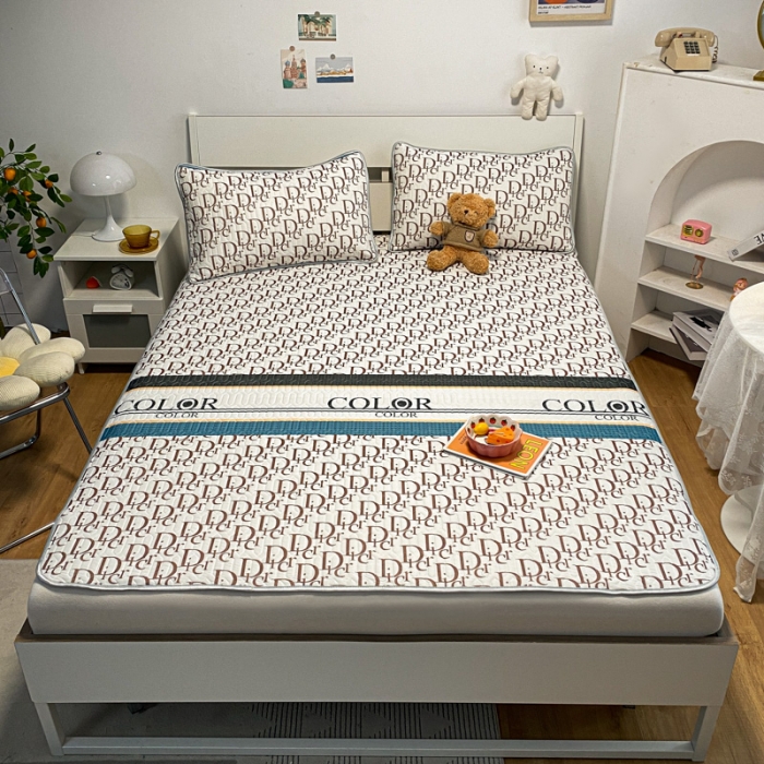 91家纺网 家纺一手货源 找家纺 金爱家 2023新款简约轻奢风乳胶凉席夏被四件套 潮酷