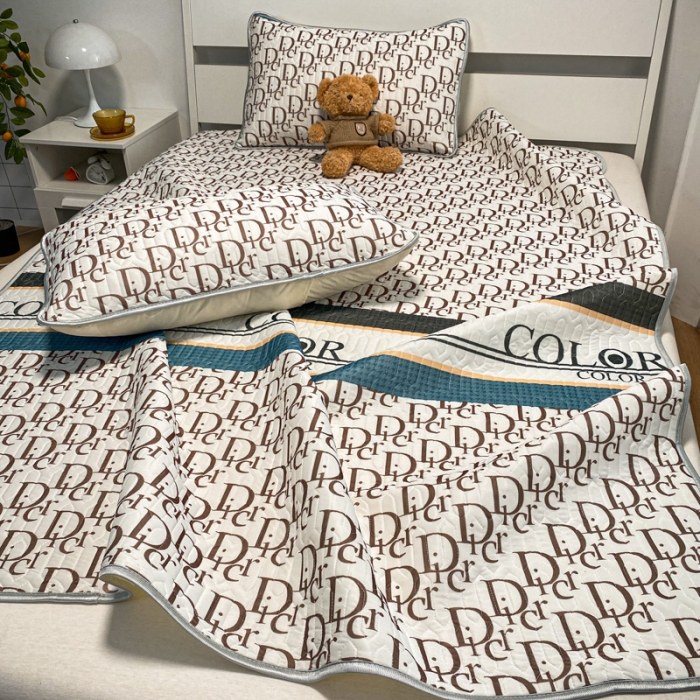 91家纺网 家纺一手货源 找家纺 金爱家 2023新款简约轻奢风乳胶凉席夏被四件套 潮酷