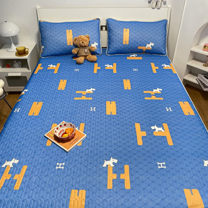 91家纺网 家纺一手货源 找家纺 金爱家 2023新款简约轻奢风乳胶凉席夏被四件套 动感蓝