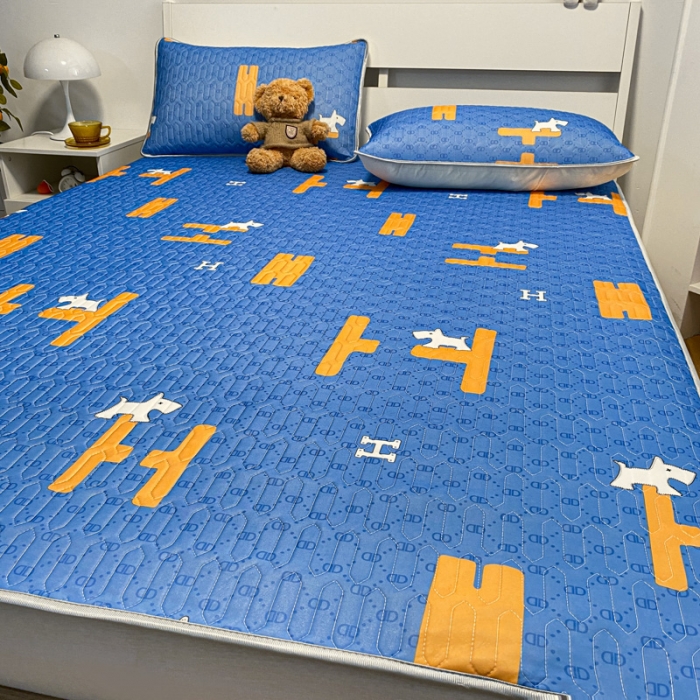 91家纺网 家纺一手货源 找家纺 金爱家 2023新款简约轻奢风乳胶凉席夏被四件套 动感蓝