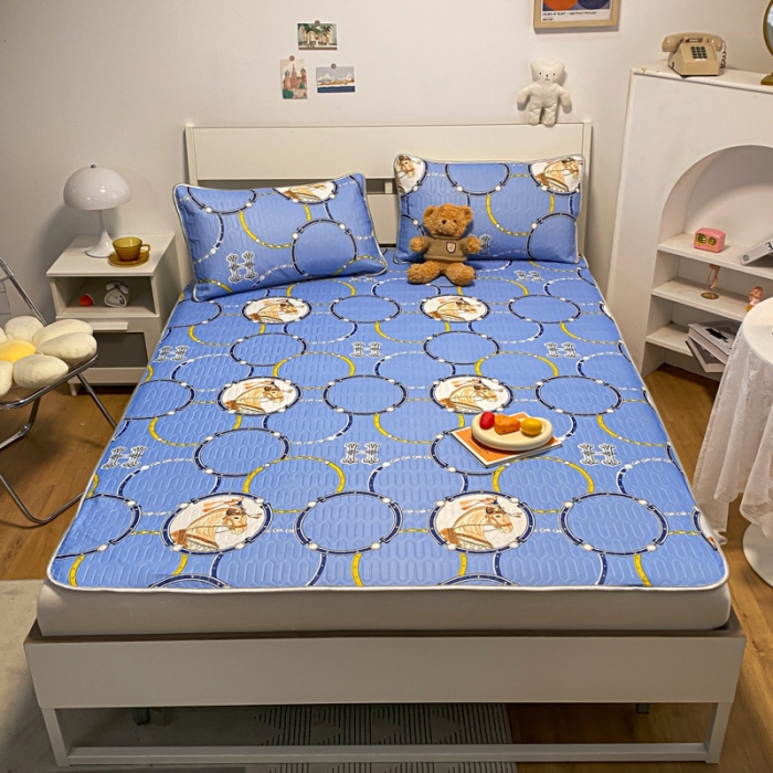 91家纺网 家纺一手货源 找家纺 金爱家 2023新款简约轻奢风乳胶凉席夏被四件套 马到成功蓝